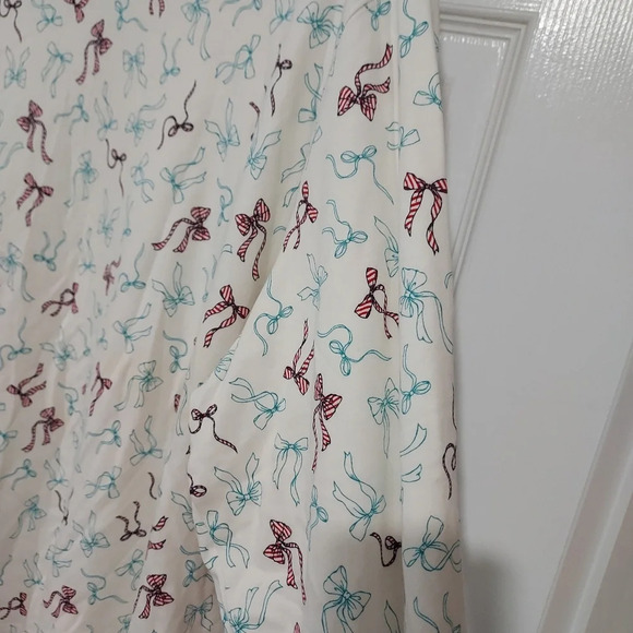 Lands' End Relaxed Fit Christmas Bows Long Sleeve Mock Turtle Neck Size 3X - Picture 8 of 11